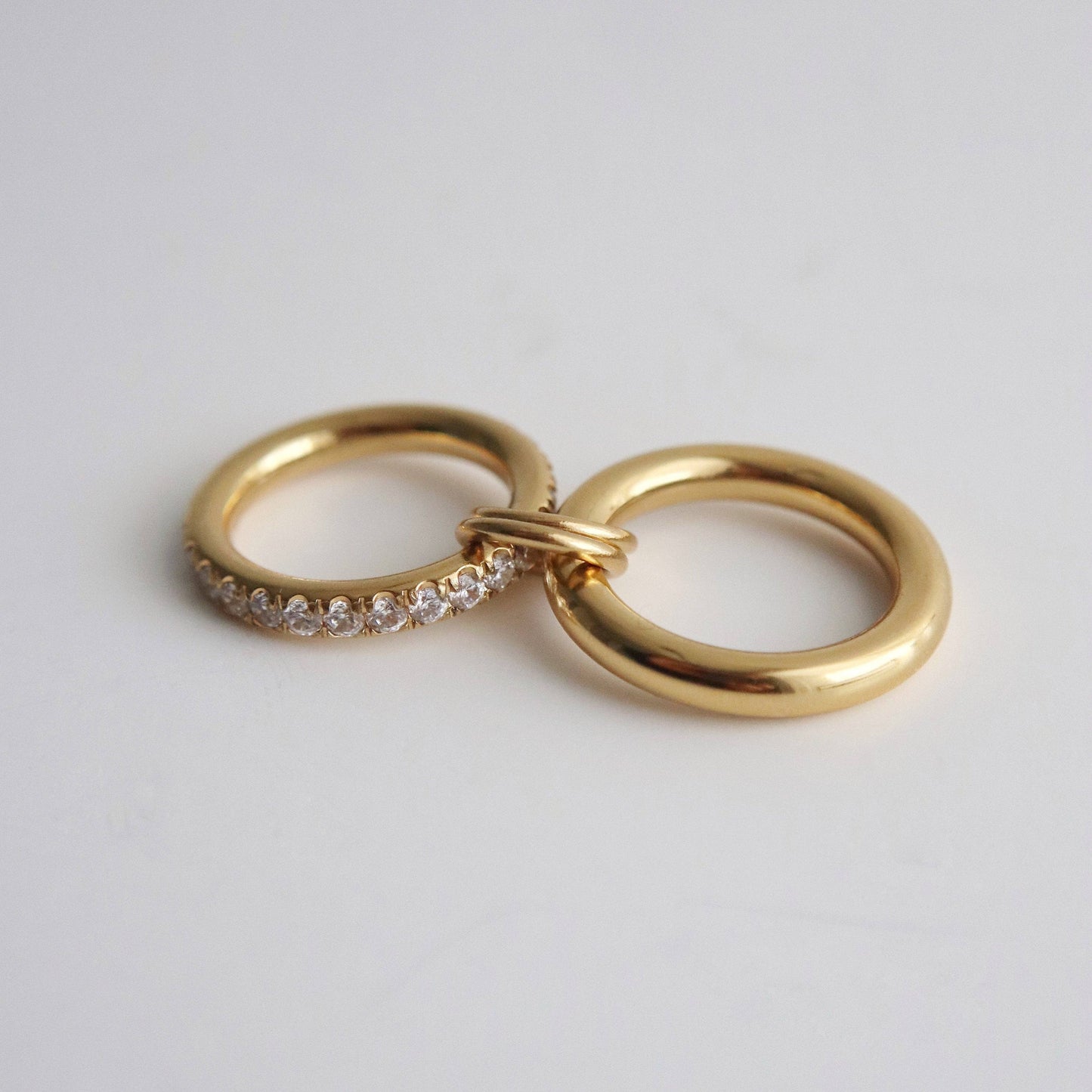 Cecilia Double Stacked Ring | Interlocking Ring