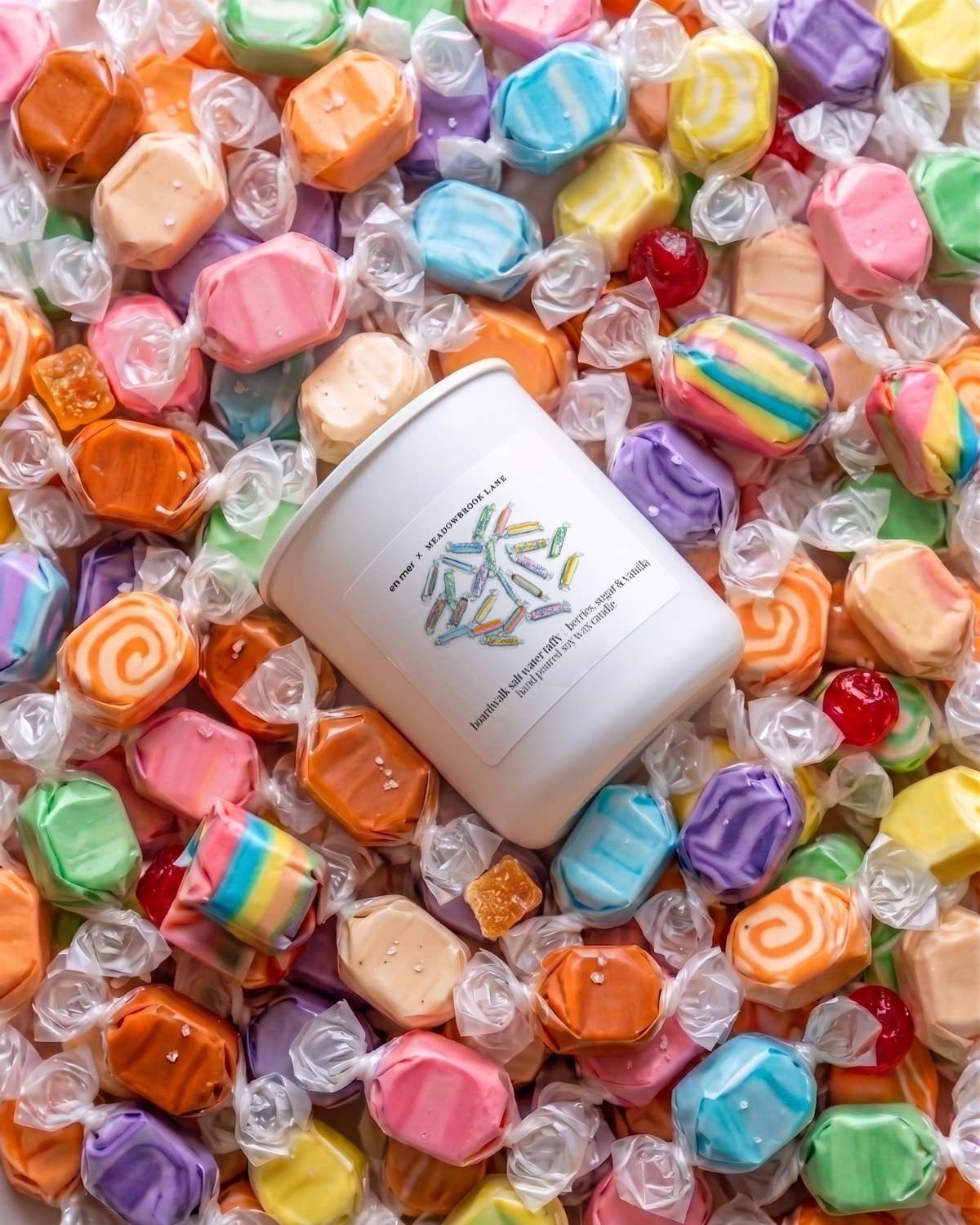 Salt water taffy | soy wax candle by en mer x Meadowbrook Ln