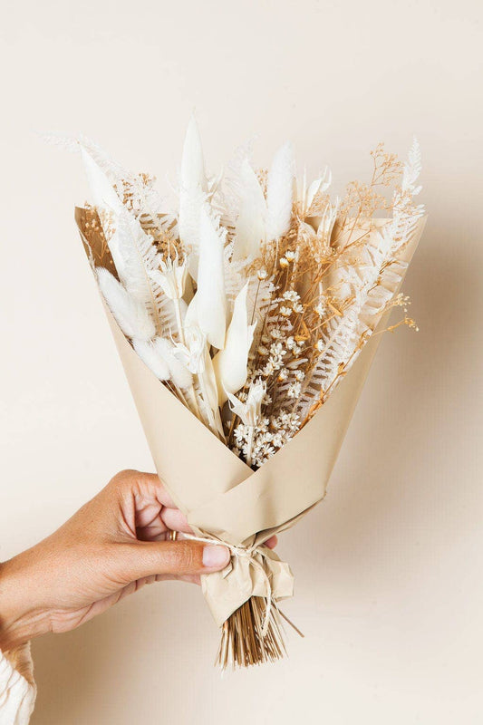 Snow Dried Flower Mini Bouquet