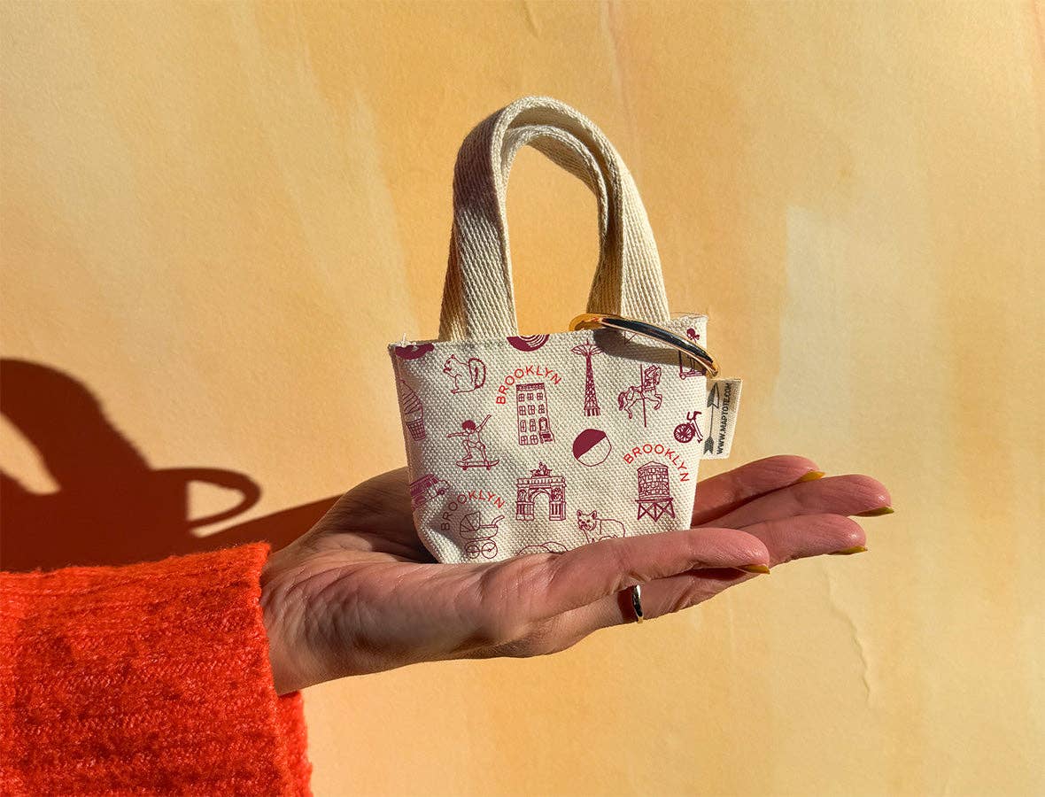 Philadephia Tote Charm Keychain