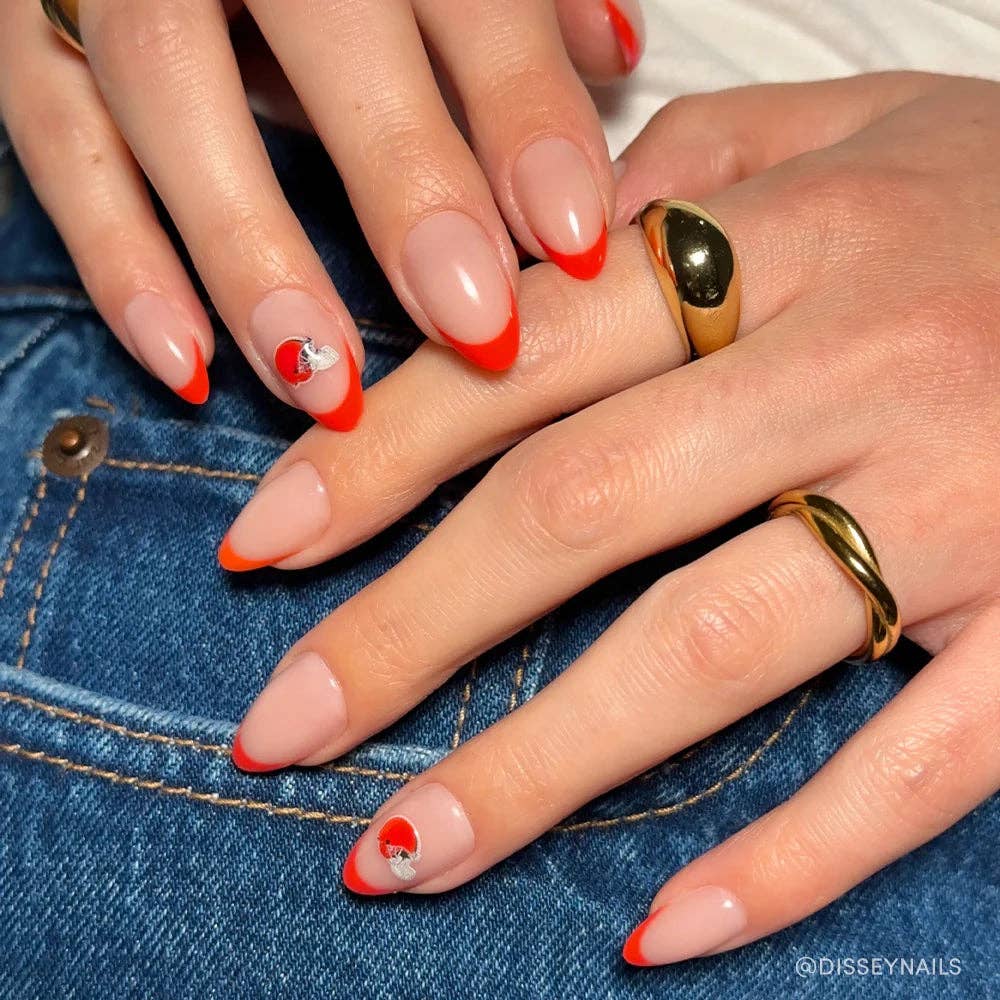 Glamnetic x Fanatics Eagles NFL Press-On Nail Collection