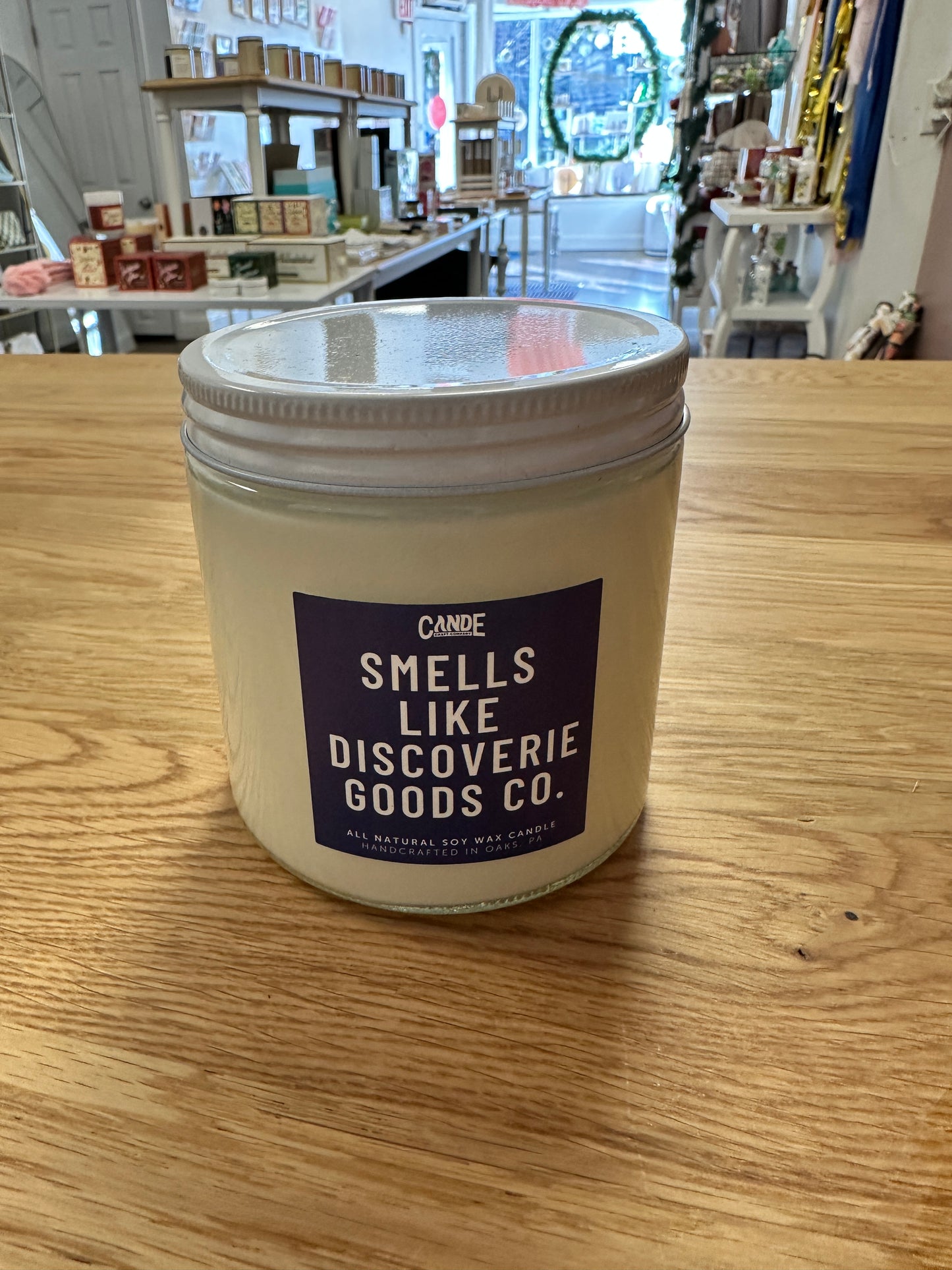 Smells Like Discoverie Goods Candle