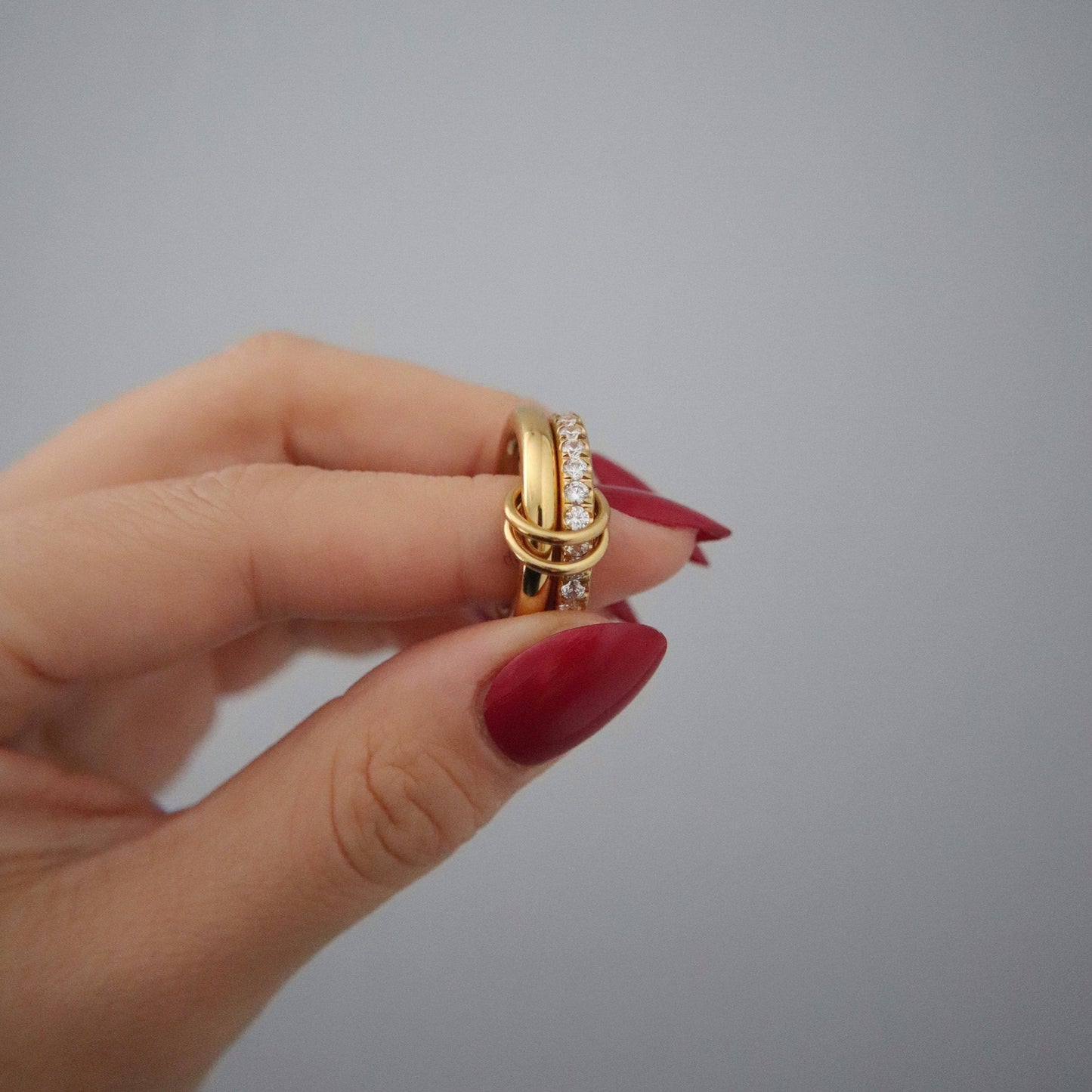 Cecilia Double Stacked Ring | Interlocking Ring