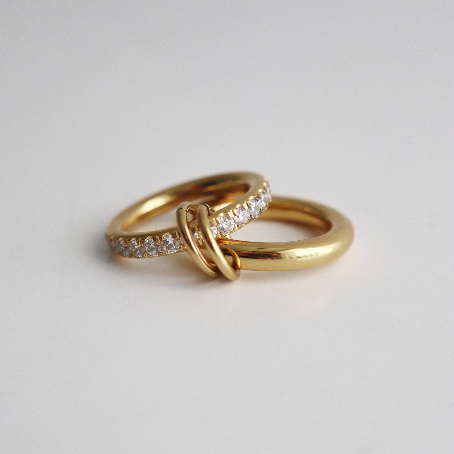 Cecilia Double Stacked Ring | Interlocking Ring